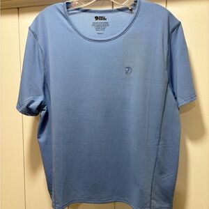 Fjallraven Women Size Large Blue Abisko Day Hike TShirt  Hiking Gorpcore New NWT